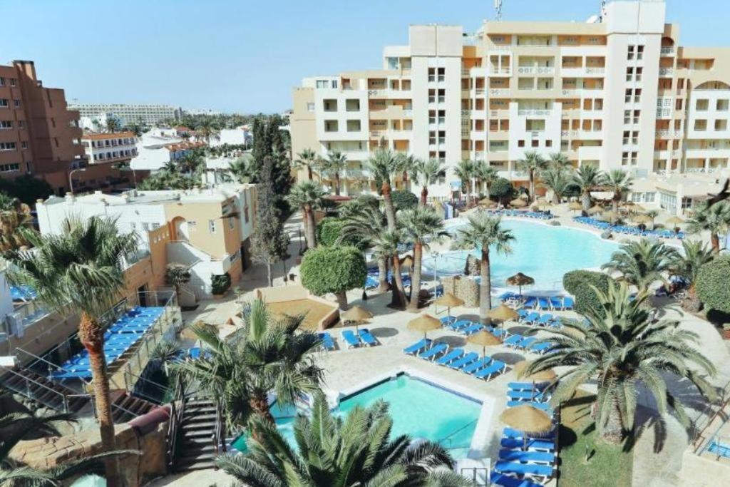 Fenix Family By Alegria Hotel Roquetas de Mar Kültér fotó
